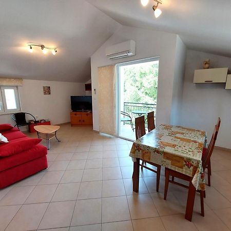 Apartment Dumica Малинска Экстерьер фото